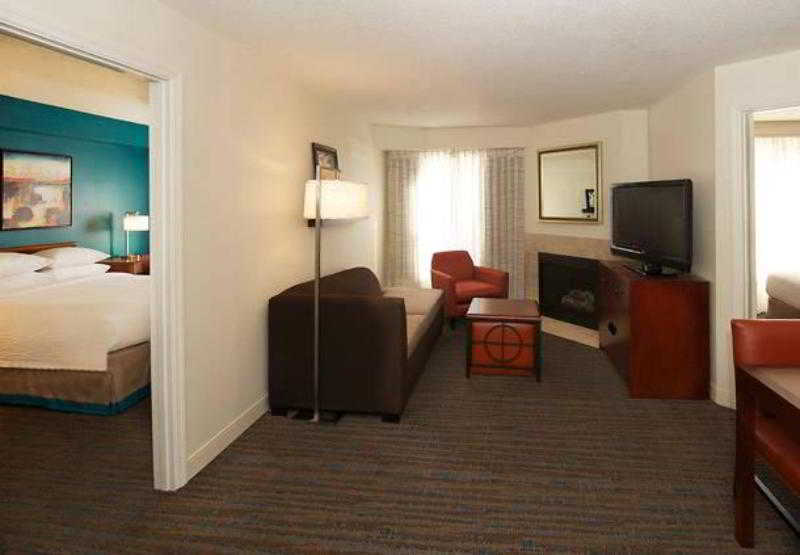 Residence Inn Atlanta Buckhead/Lenox Park Chamblee Exterior photo