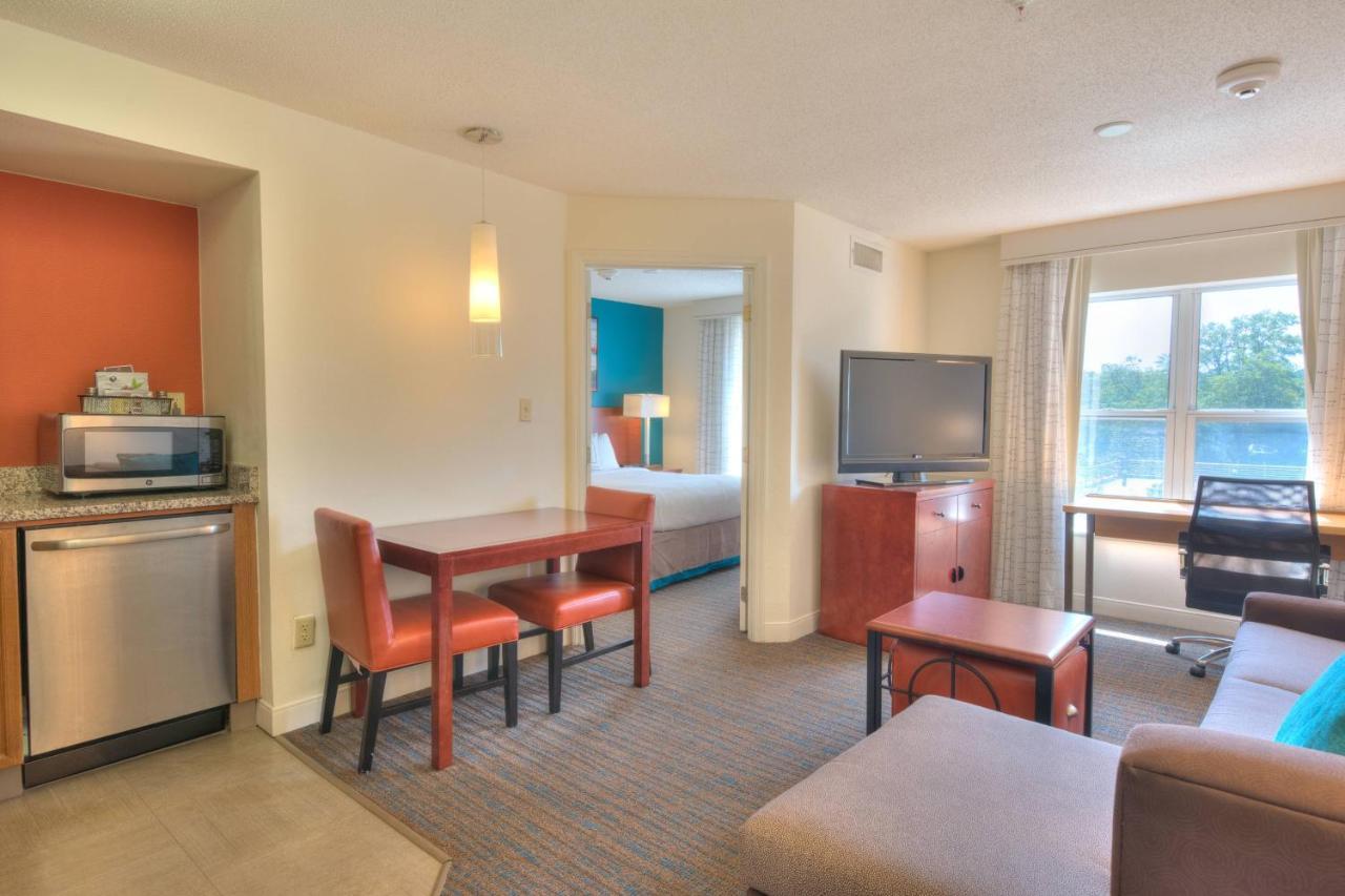Residence Inn Atlanta Buckhead/Lenox Park Chamblee Exterior photo