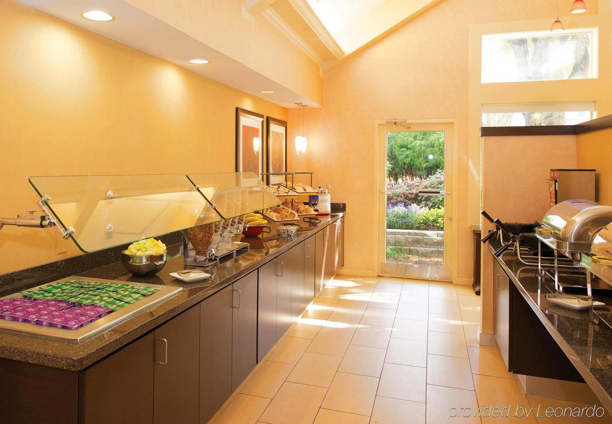 Residence Inn Atlanta Buckhead/Lenox Park Chamblee Exterior photo
